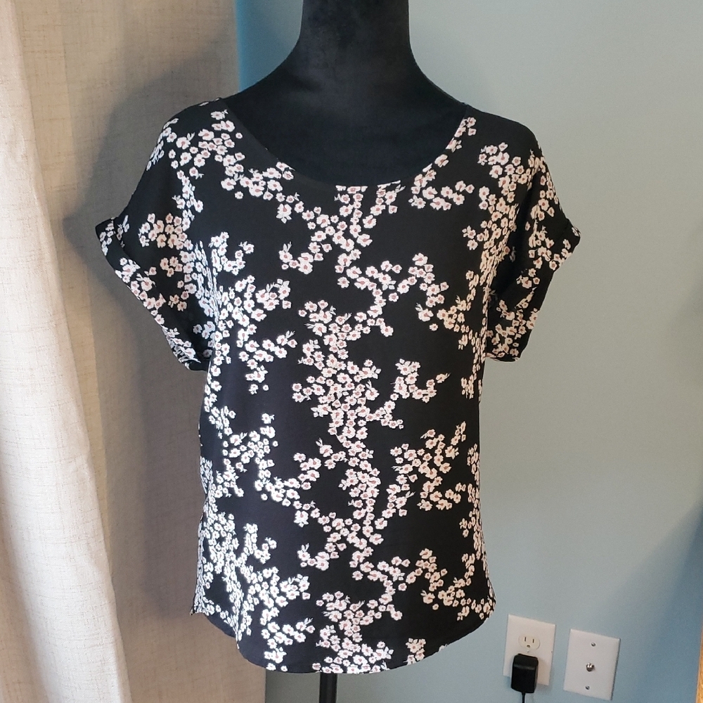 Hippie Rose Floral Top Black M